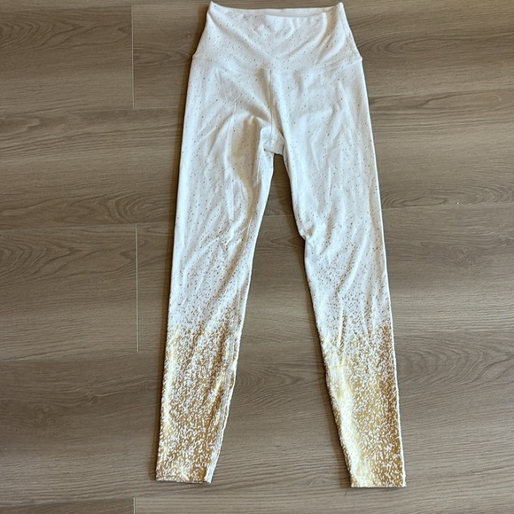Beyond Yoga Sportflex Alloy Speckled White and Gold High Waisted Leggings 0056 - Picture 2 of 4